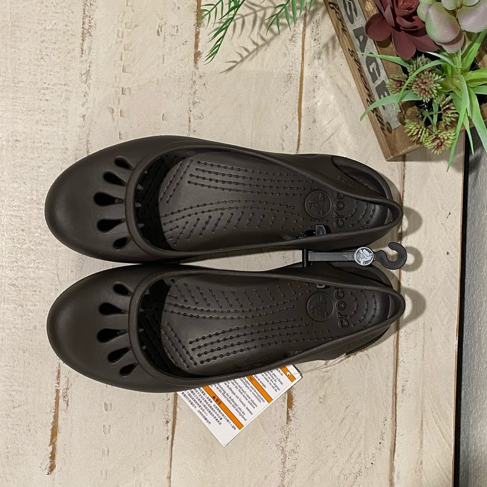 Espresso colored croc flats
